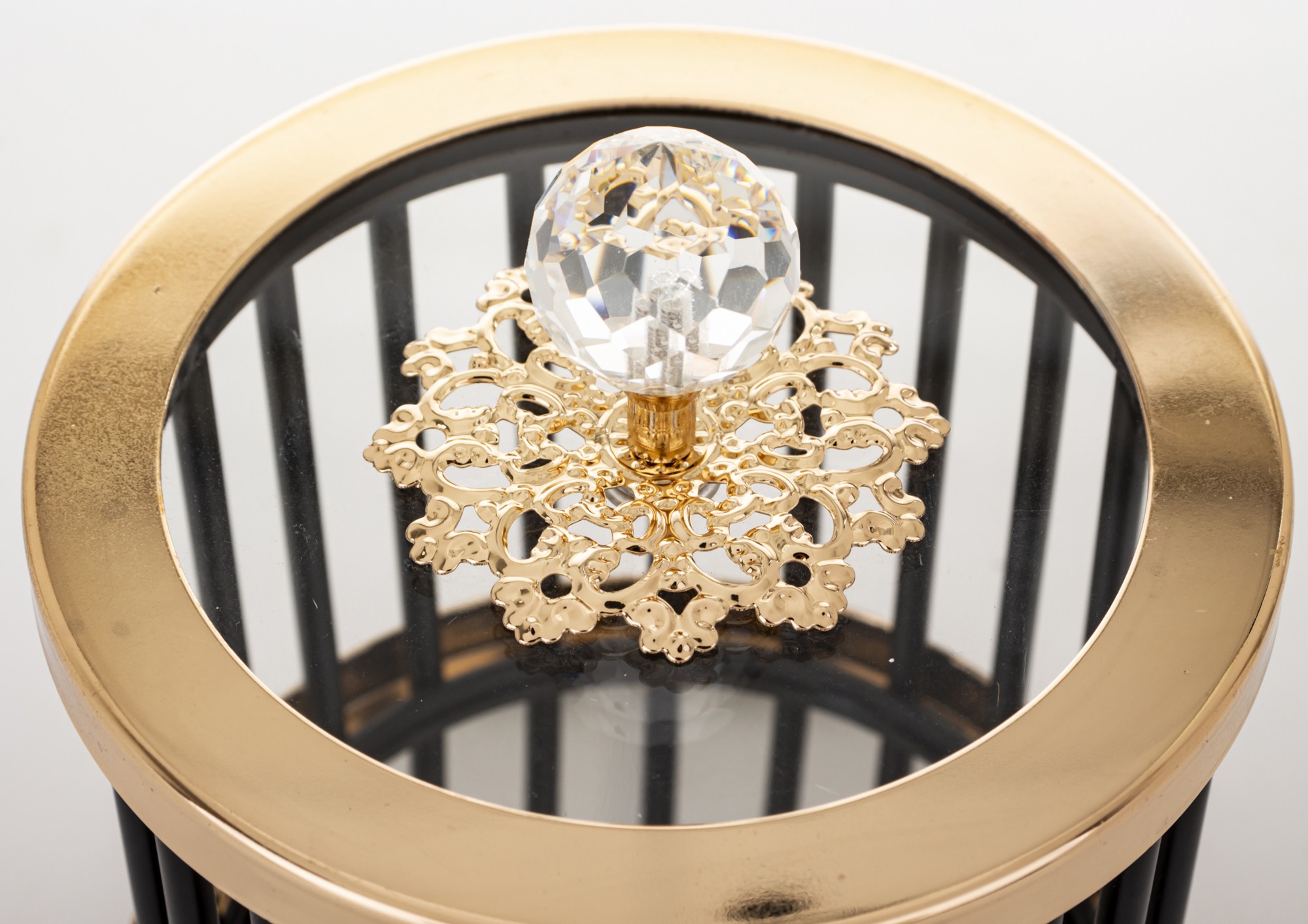 Dekoratívne nádoby