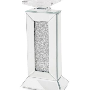 Vysoký strieborný svietnik